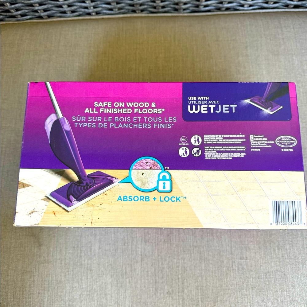 Swiffer WetJet Mopping Pads, Mulit-Surface 22 and 15 count - Picture 3 of 4